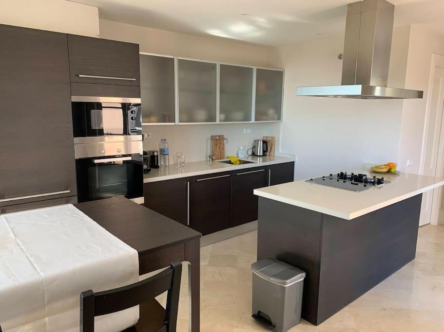 Casa Rosado La Heredia Monte Mayor Golf Wifi Marbella Estepona بينهافيس المظهر الخارجي الصورة